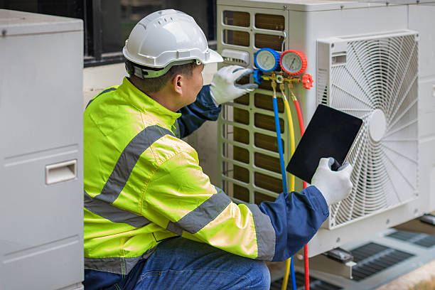 Professional Ac Installation technician working in Fortville, IN